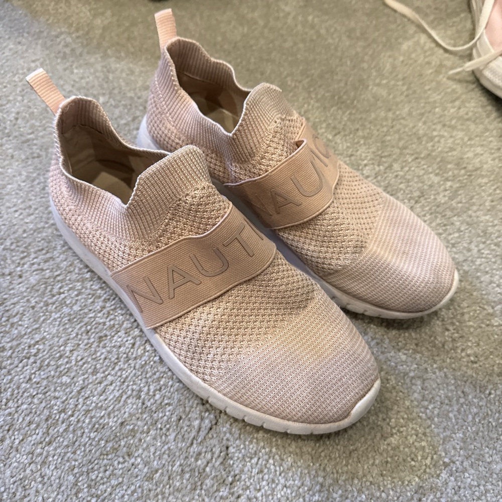 Nautica Women's Blush Slip-On Sneakers